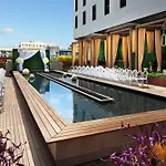 Sheraton Grand Los Angeles